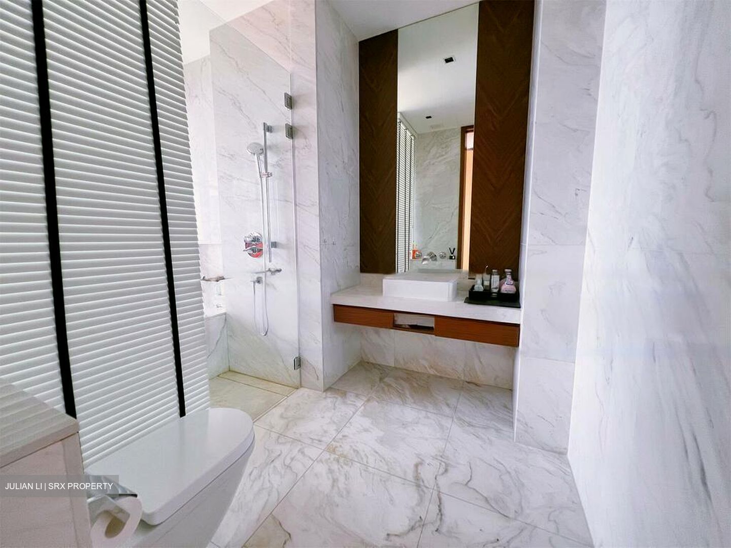 Nouvel 18 (D10), Condominium #467279471
